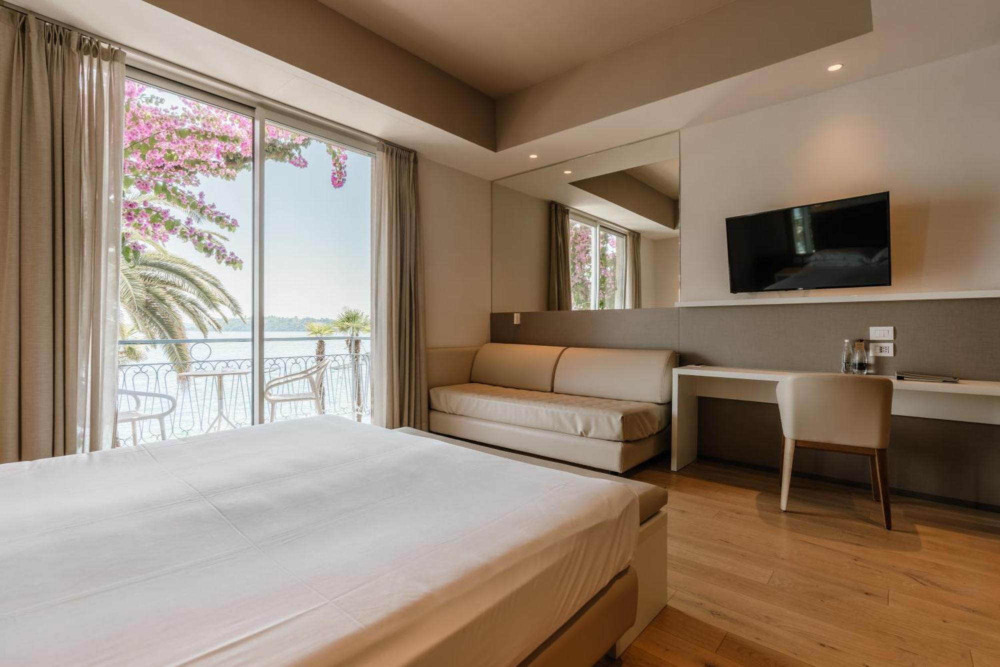 Hotel Monte Baldo E Acquarone