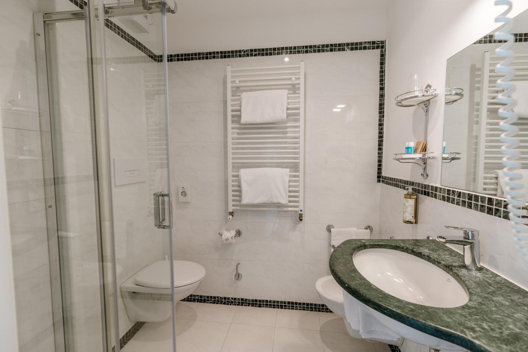 Hotel Monte Baldo E Acquarone